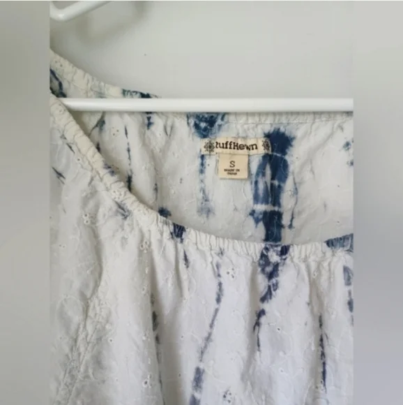 Women's Short Sleeve Size Small Tie Dye and Eyelet Embroidered Shirt - Picture 6 of 14